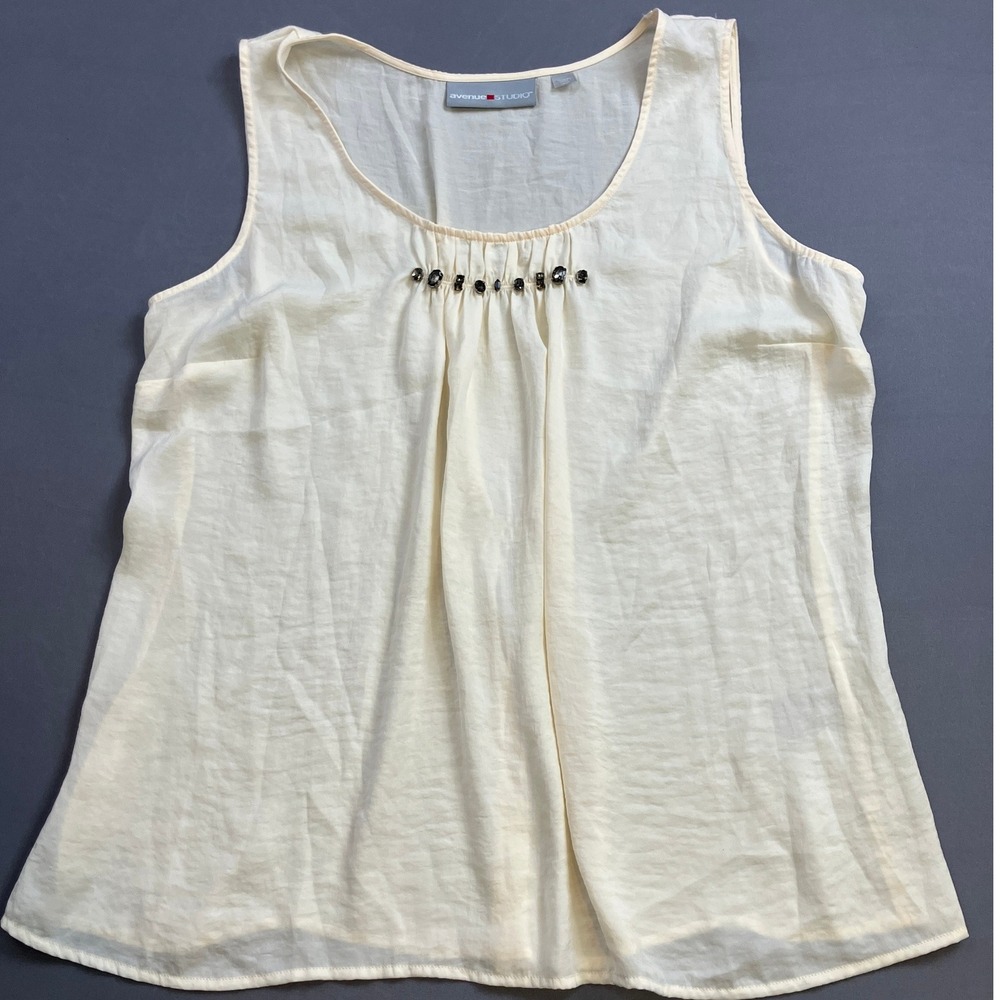 Avenue Studio Women's Sleeveless Top‎ Plus Size 18/20 Cream Blouse Beads